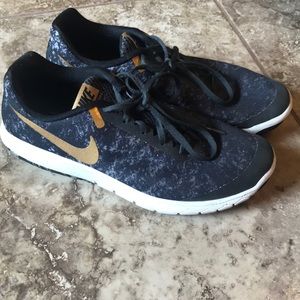 Nike Flex Experience RN 6